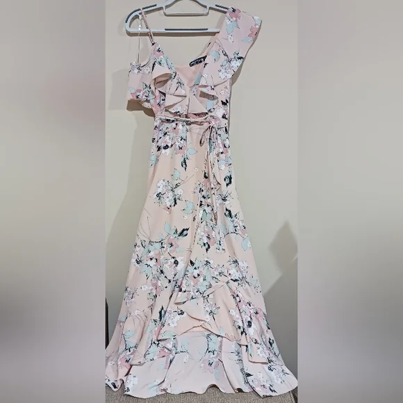 SOLD Flutter Shoulder Hi-Lo Maxi Dress - Picture 2 of 12